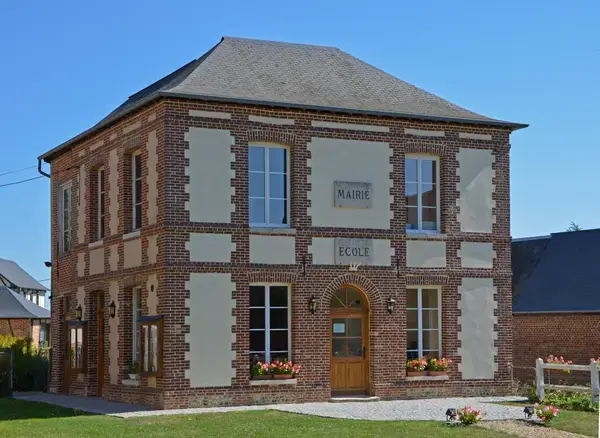 Borne de Recharge 27 Entreprise borne de recharge Fleury-la-Forêt