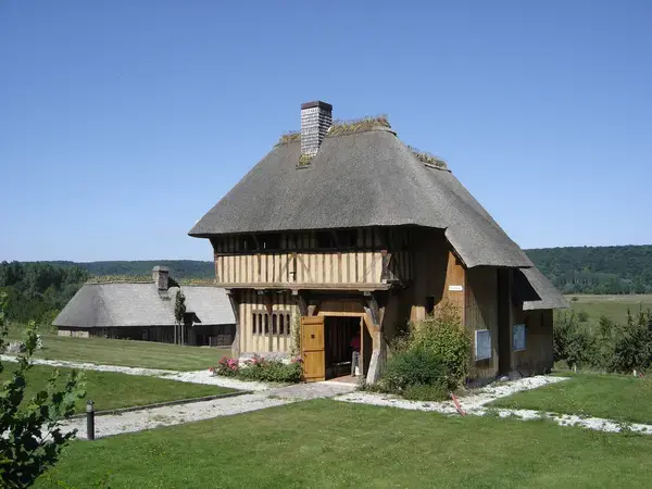 Borne de Recharge 27 Entreprise borne de recharge Saint-Sulpice-de-Grimbouville